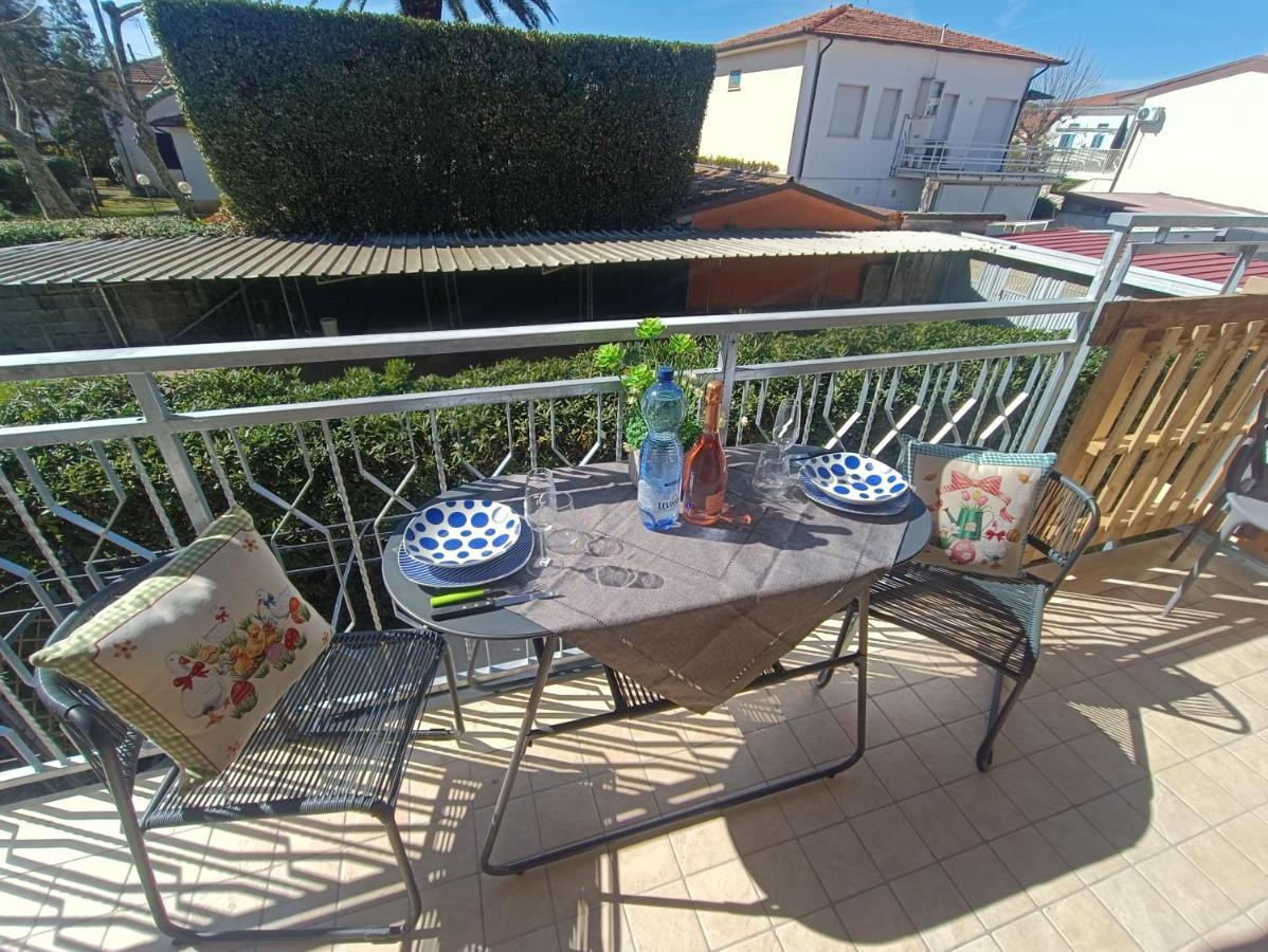 Le Palme 98 "Casa Vacanze" Lido di Camaiore Ngoại thất bức ảnh