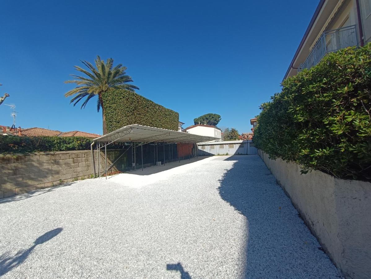 Le Palme 98 "Casa Vacanze" Lido di Camaiore Ngoại thất bức ảnh